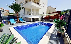 Apartment Mirroni By Interhome